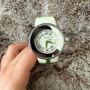 I- Gucci Pantcaon digital Swiss made Watch Ref 1142 white band